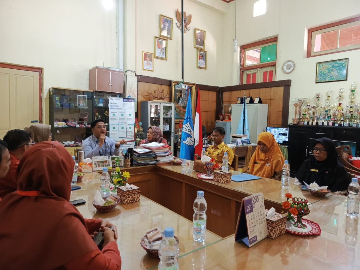 Manfaat Akreditasi Perpustakaan bagi Sekolah dalam Meningkatkan Mutu Pendidikan
