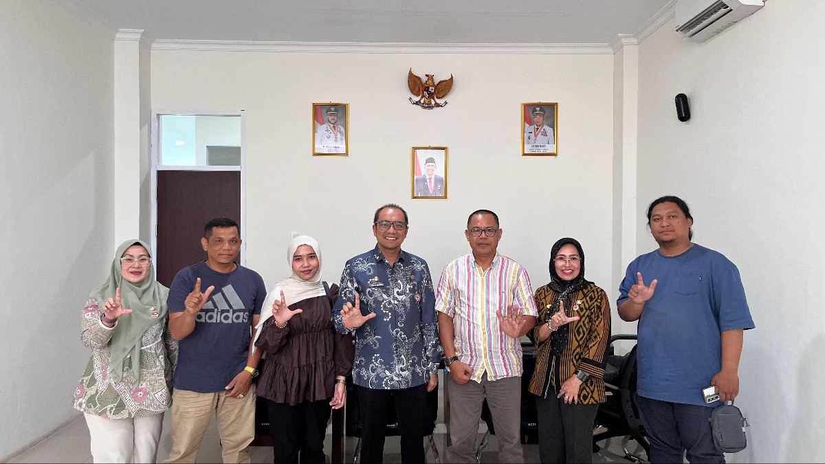 Sinergi DISPUSIP PADANG dan Karang Taruna Tunas Harapan Pauh, Dorong Literasi Melalui Perpustakaan Berjalan